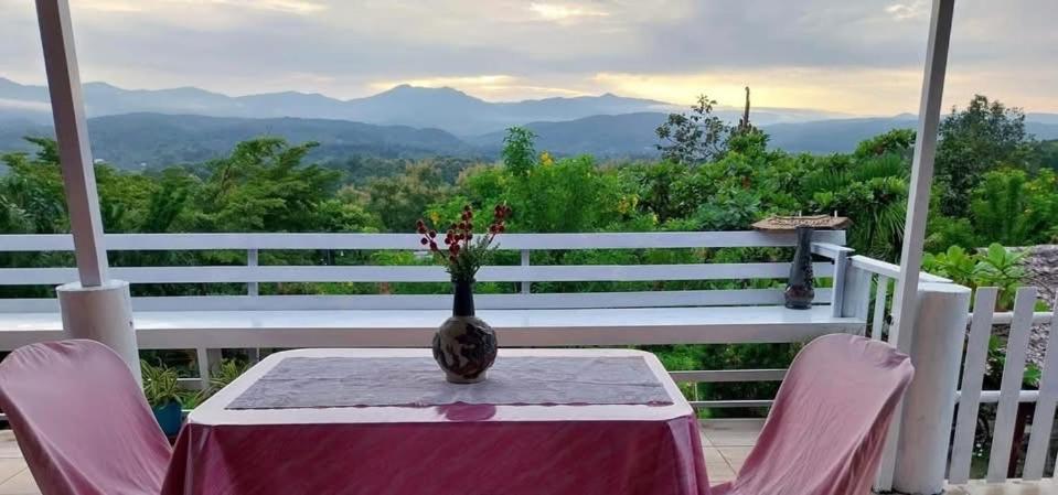 Phingboon Appartement Saluang Buitenkant foto