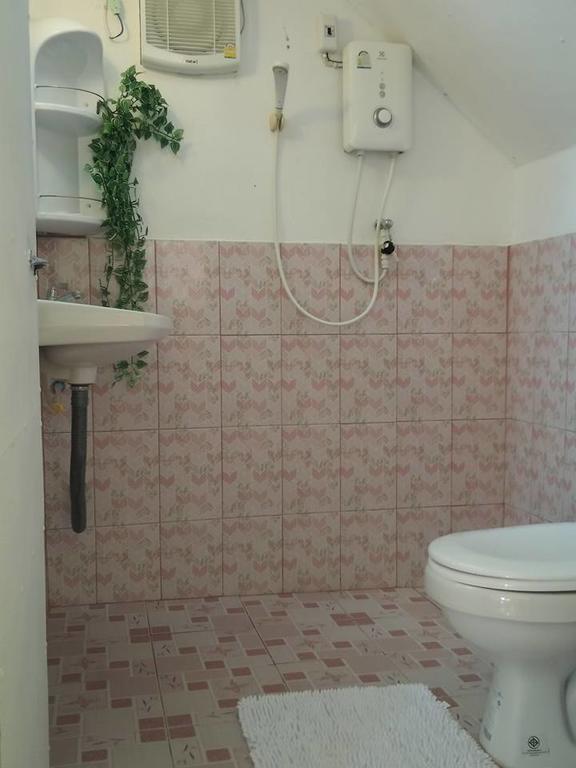 Phingboon Appartement Saluang Buitenkant foto